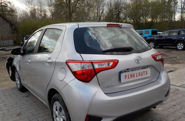 Toyota Yaris cena 20900 przebieg: 23514, rok produkcji 2019 z Stęszew małe 301